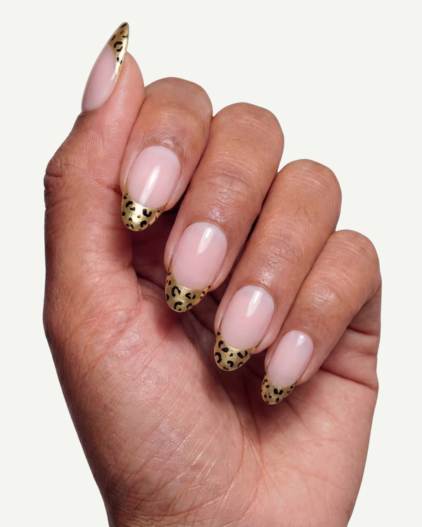 The Fiera Gold Almond Press-Ons